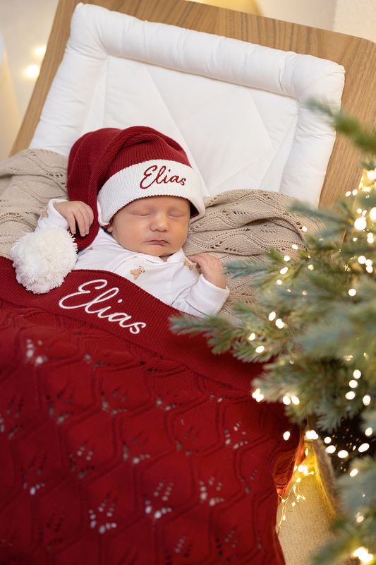 Strikket nisselue med navn