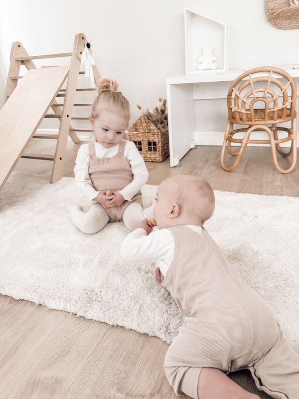 Strikket hasselnøtt romper